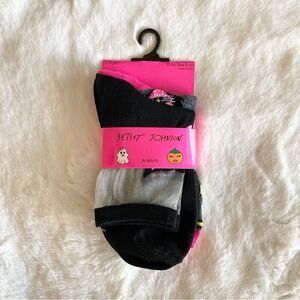 Betsey Johnson 2 Pair Ankle Socks Evil Black Cat and Moon Anklets Halloween NWT